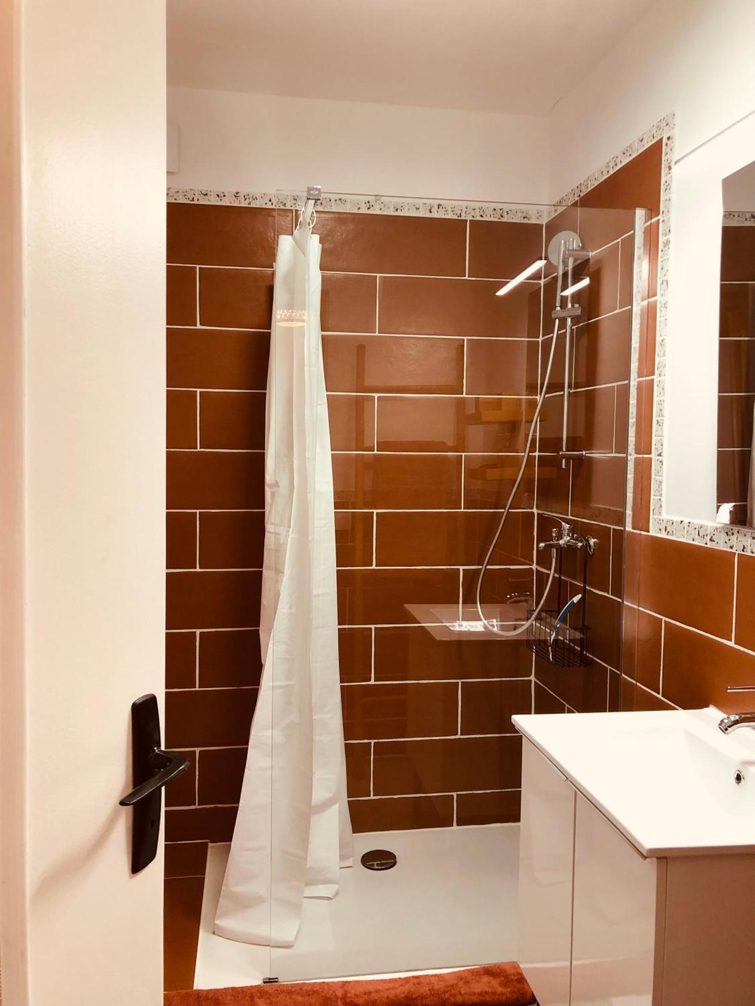 Casa Dahlia - Charmant Appartement Equipe Avec Grande Terrasse Marseillan  Ngoại thất bức ảnh